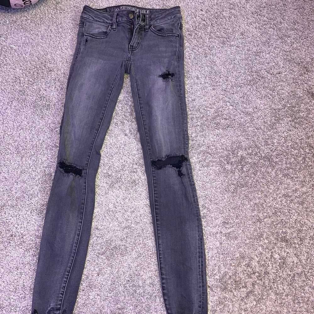 American Eagle Ripped jeans